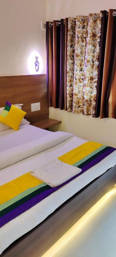 Hotel President House Матеран Екстериор снимка